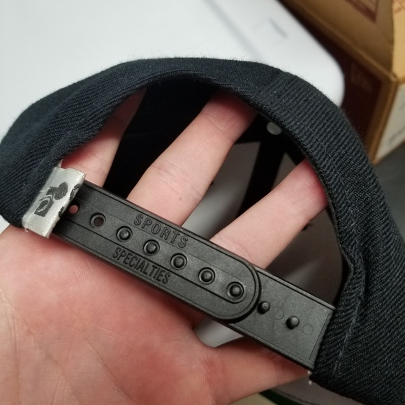 MAKE OFFERS......Bookmark *HATS* 1980s-1990s - Picture 7 of 7